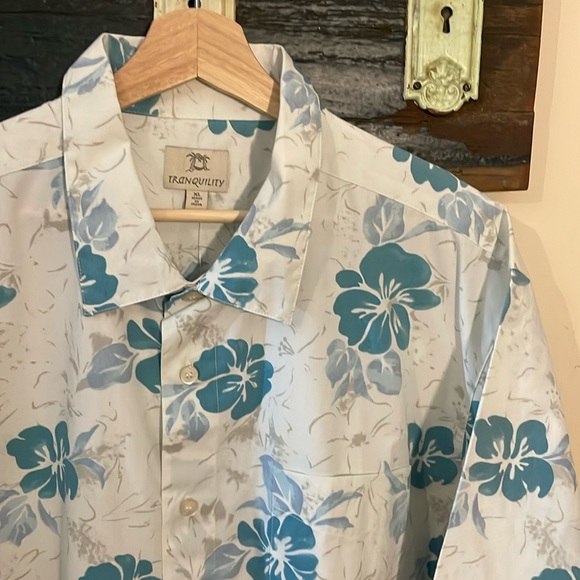 Tranquility Saltwater Tropical Print Button Down Shirt Size XL - Picture 5 of 11